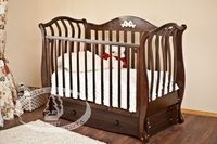 Детская кроватка с продольным маятником Красная звезда Можга Юлиана С 757