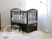 Детская кроватка с продольным маятником Красная звезда Можга Регина С 582